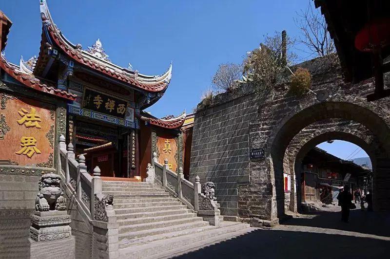 彩丽公主日常装扮